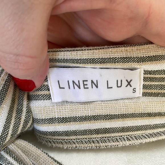 Linen striped top with pretty ties in the back - Picture 4 of 4